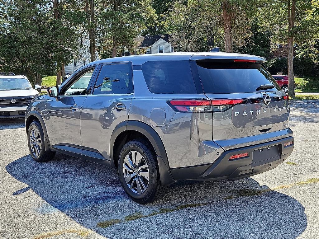 used 2024 Nissan Pathfinder car, priced at $35,499