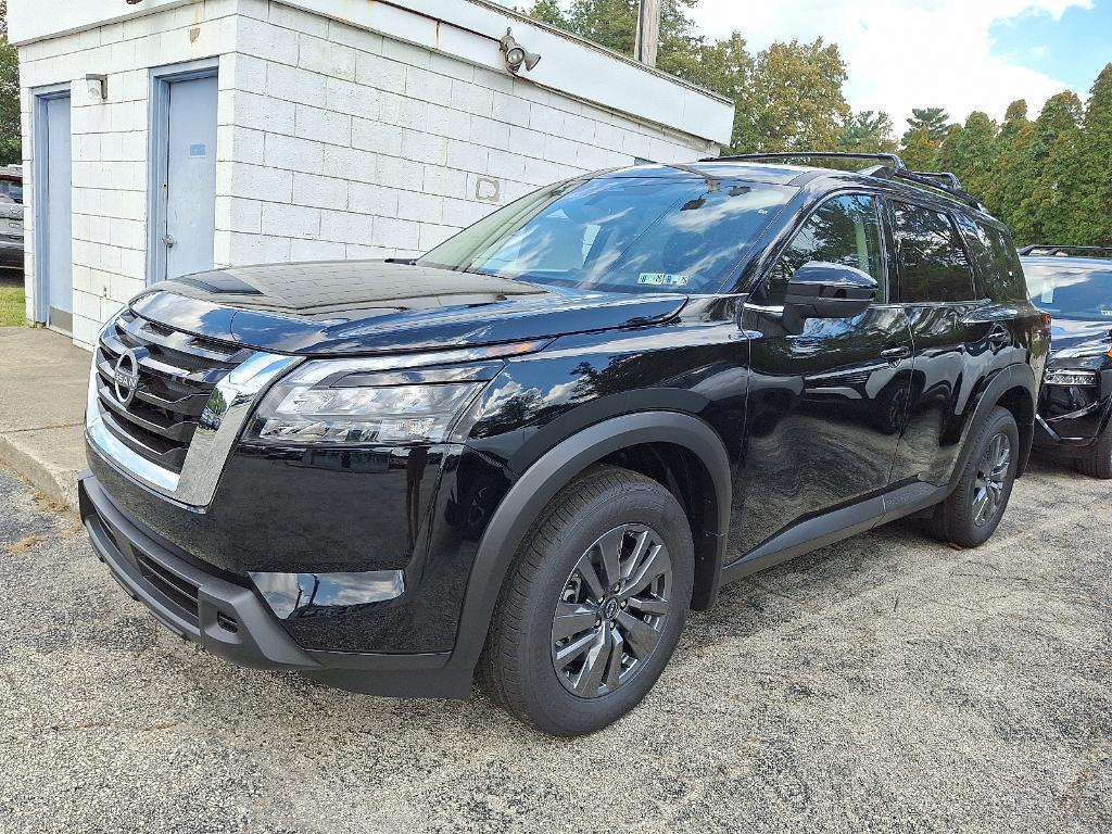 new 2025 Nissan Pathfinder car, priced at $40,964