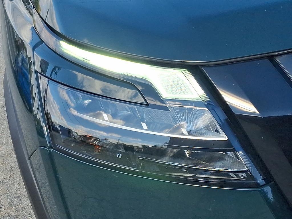 used 2023 Nissan Pathfinder car, priced at $34,199