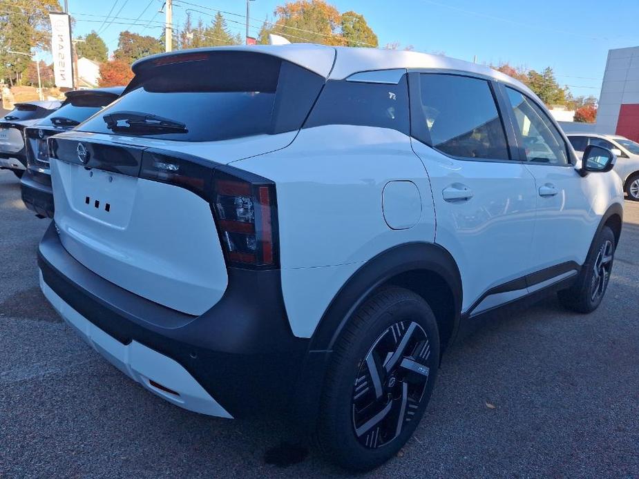 new 2025 Nissan Kicks car, priced at $26,631