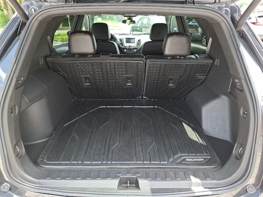 used 2023 Chevrolet Equinox car, priced at $27,500