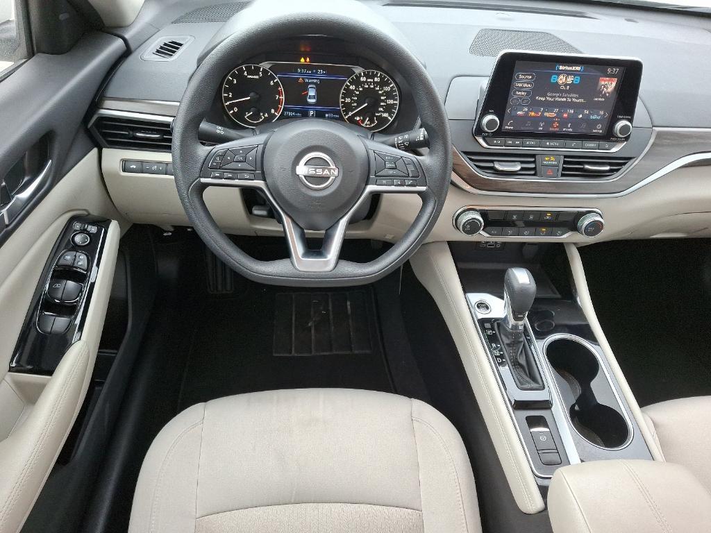 used 2023 Nissan Altima car, priced at $21,999