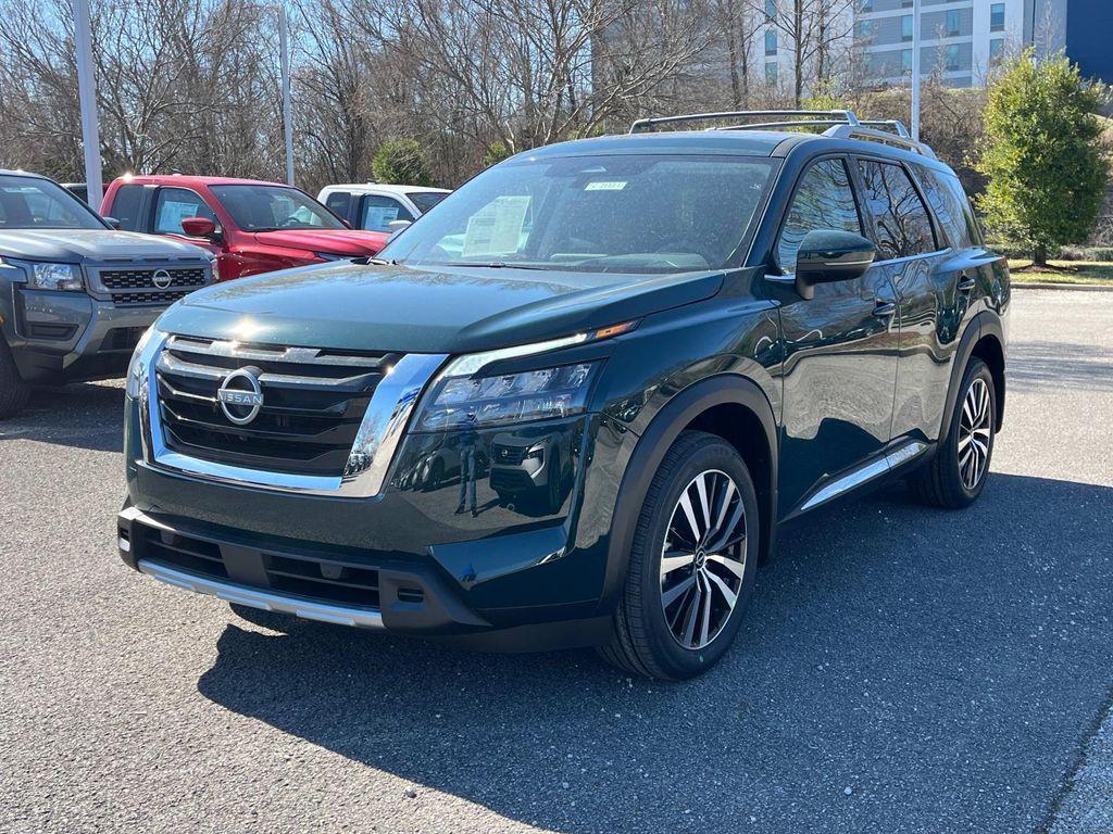 new 2025 Nissan Pathfinder car, priced at $48,208