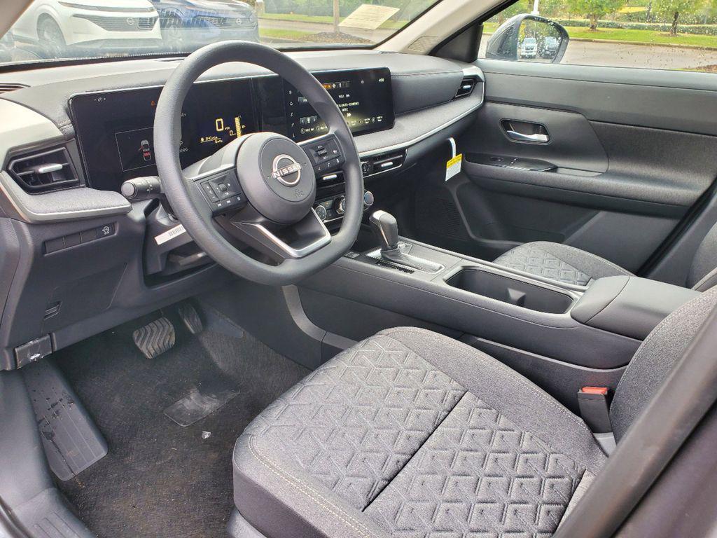 new 2025 Nissan Kicks car, priced at $24,789