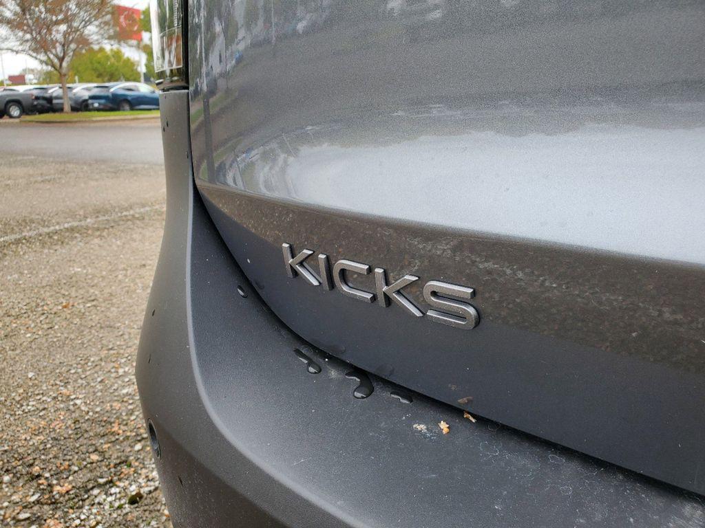 new 2025 Nissan Kicks car, priced at $24,789