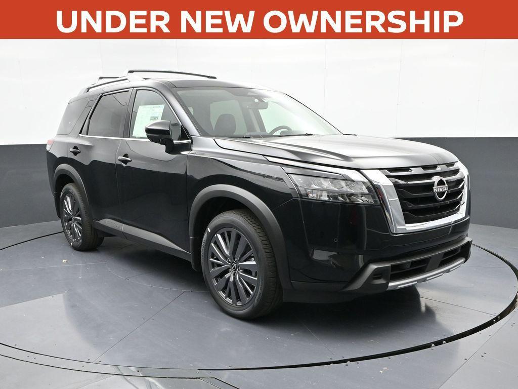 new 2025 Nissan Pathfinder car, priced at $39,771