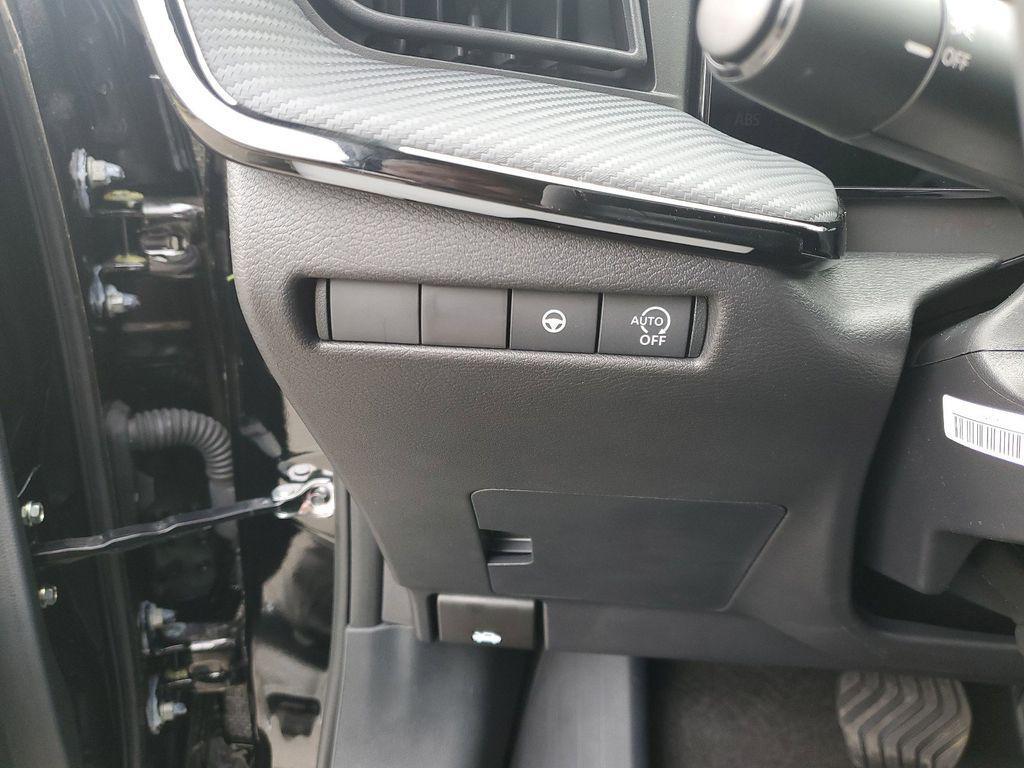 new 2025 Nissan Kicks car, priced at $25,828