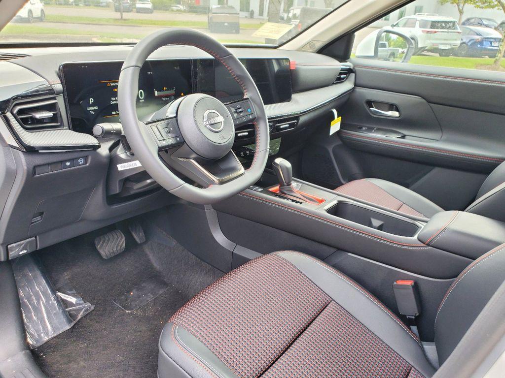 new 2025 Nissan Kicks car, priced at $26,008