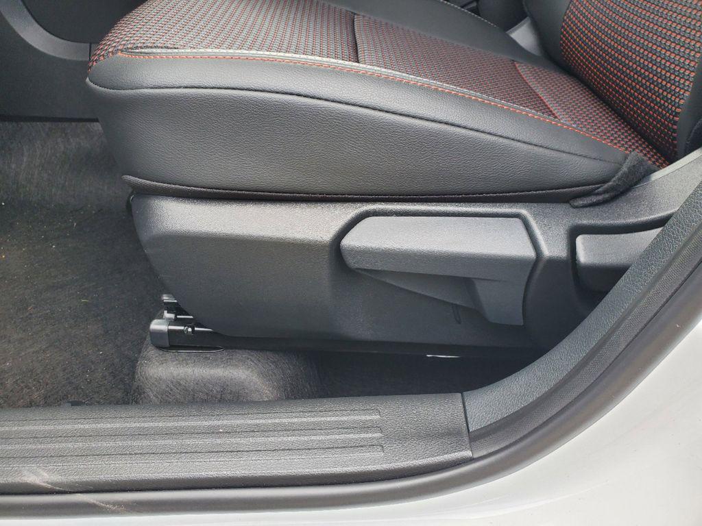 new 2025 Nissan Kicks car, priced at $26,008