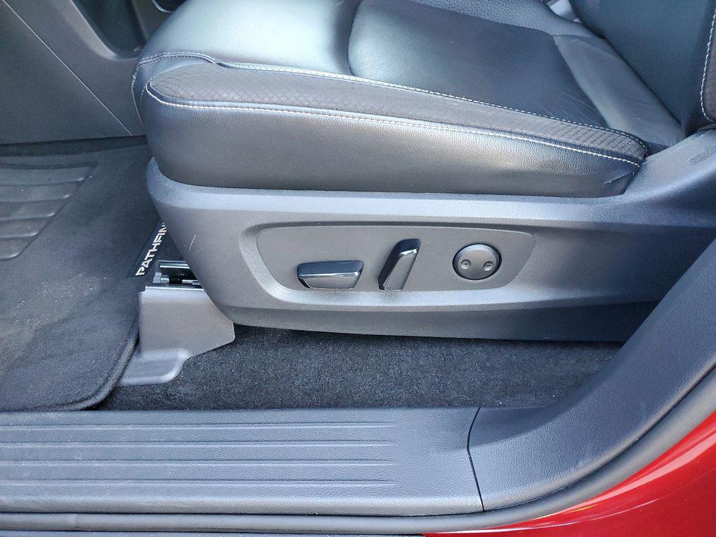 used 2022 Nissan Pathfinder car, priced at $31,892