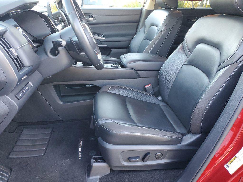 used 2022 Nissan Pathfinder car, priced at $31,892