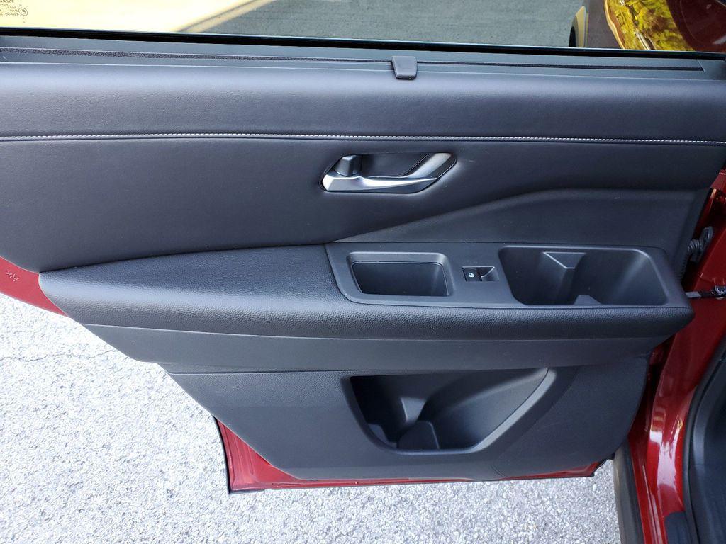 used 2022 Nissan Pathfinder car, priced at $31,892