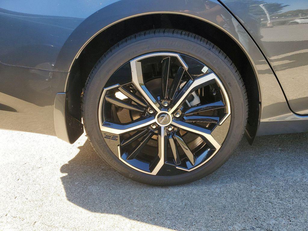 new 2025 Nissan Altima car, priced at $33,710