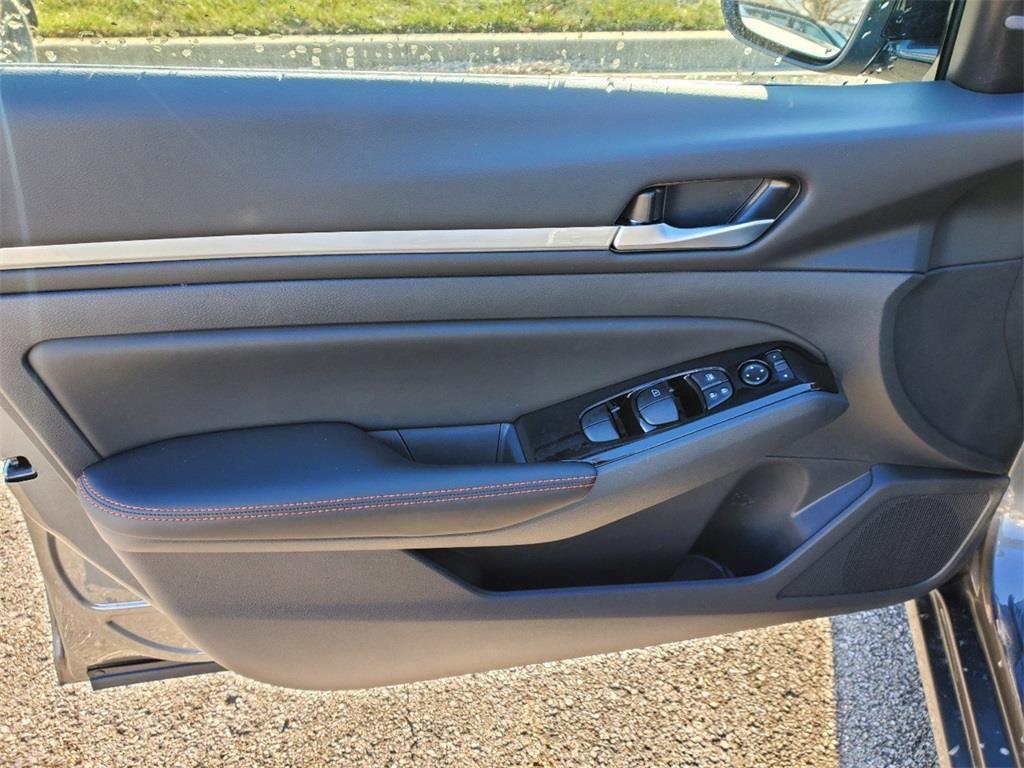 new 2025 Nissan Altima car, priced at $28,036