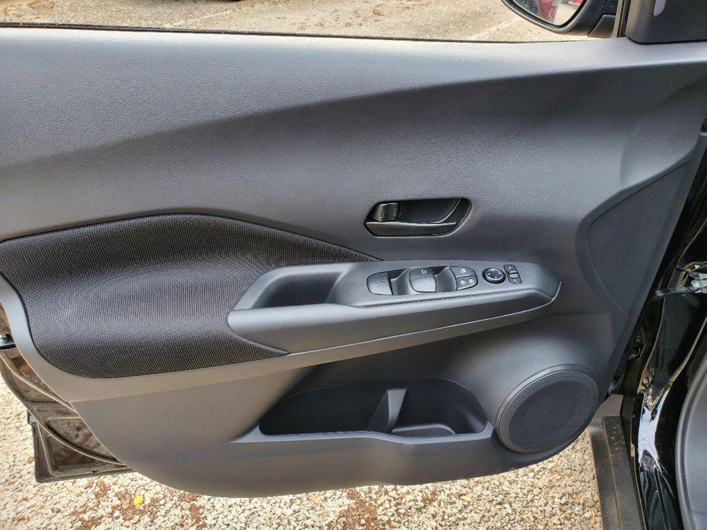 new 2025 Nissan Kicks car, priced at $21,071