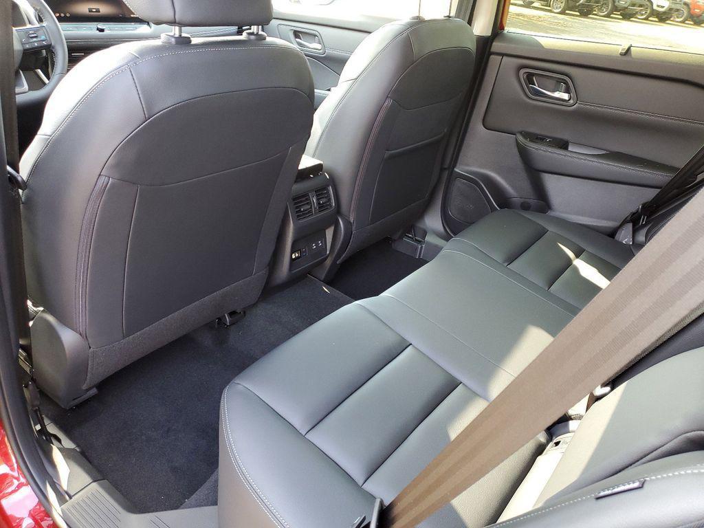 new 2025 Nissan Rogue car, priced at $40,154