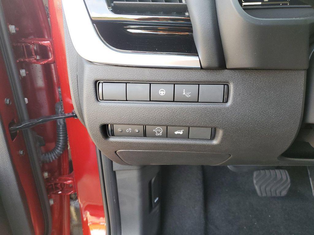 new 2025 Nissan Rogue car, priced at $40,154