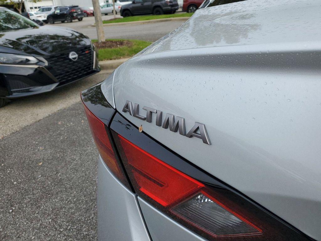 new 2025 Nissan Altima car, priced at $29,998