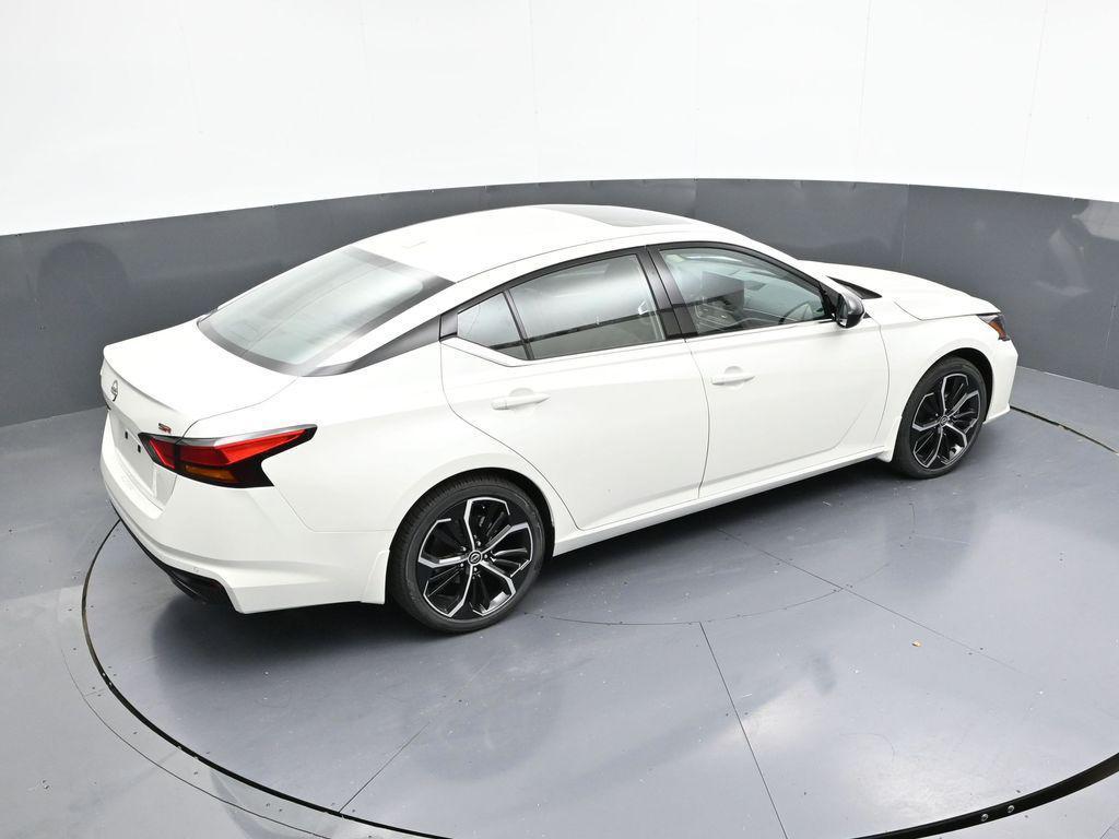 new 2025 Nissan Altima car, priced at $29,872