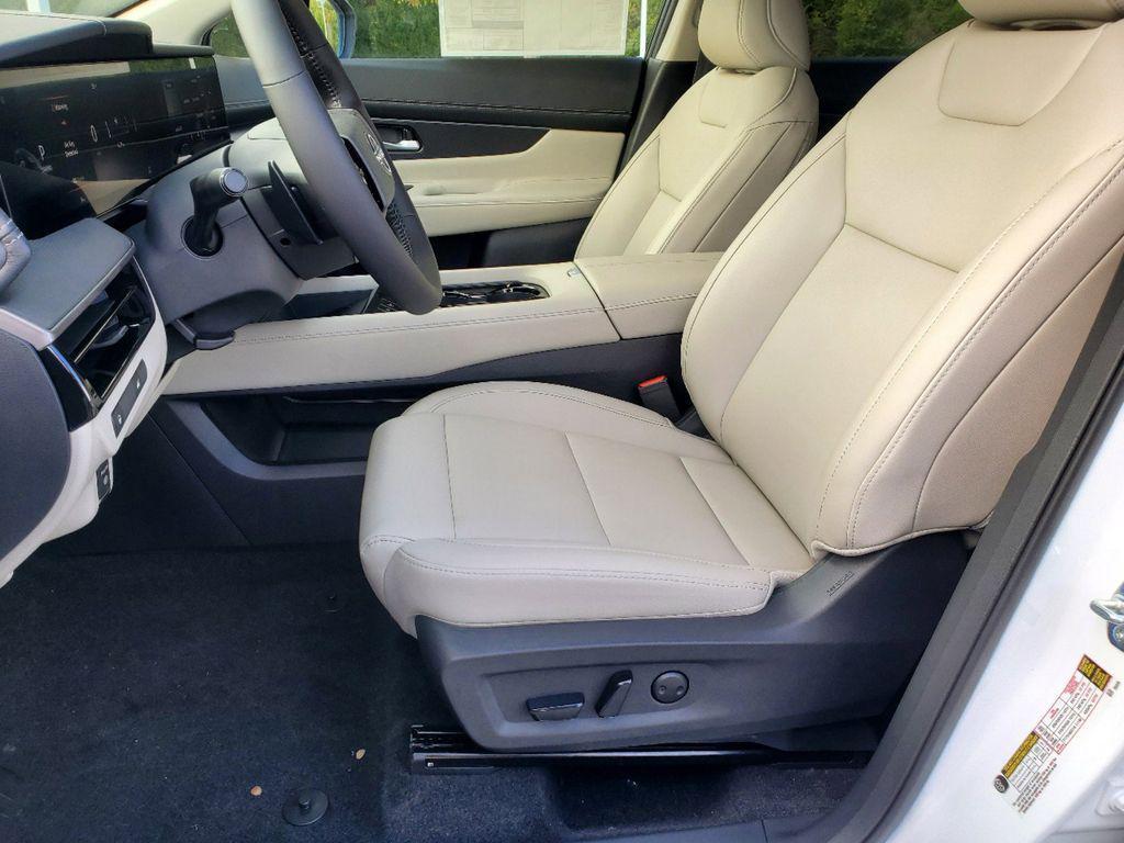 new 2025 Nissan Murano car, priced at $35,504