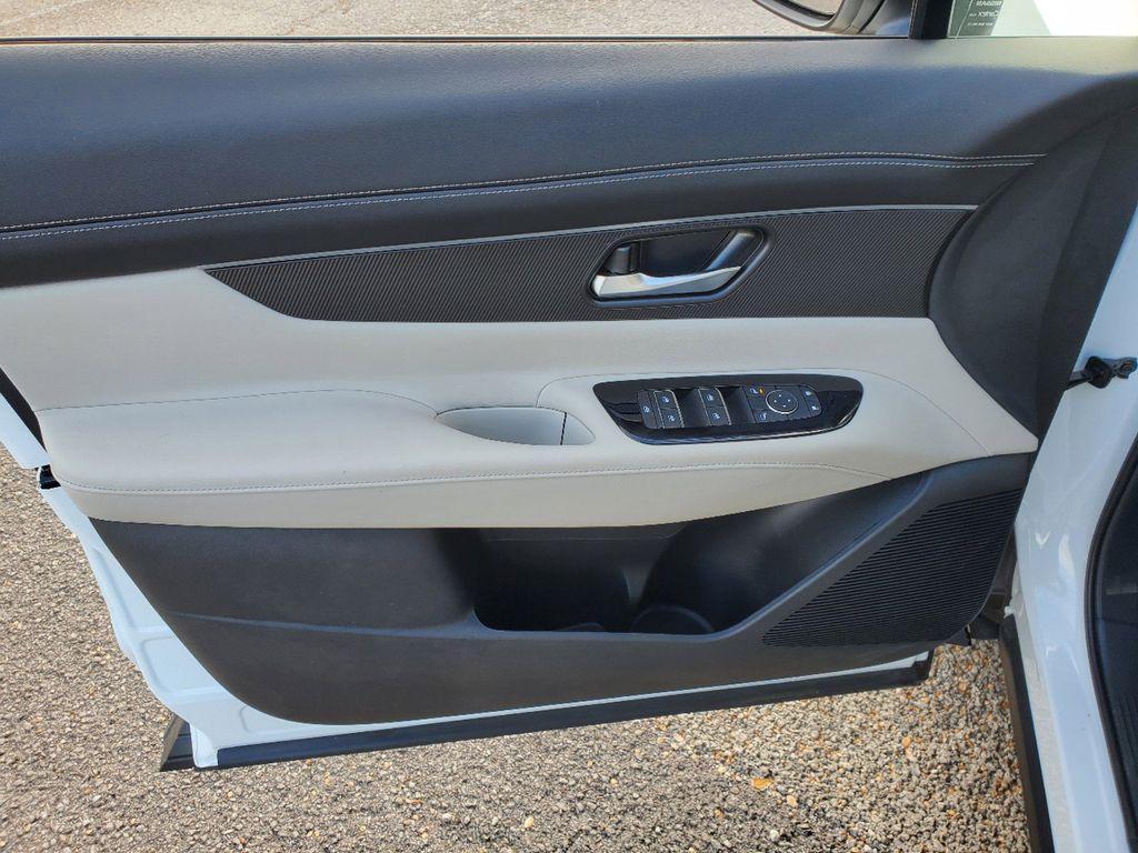 new 2025 Nissan Murano car, priced at $35,504