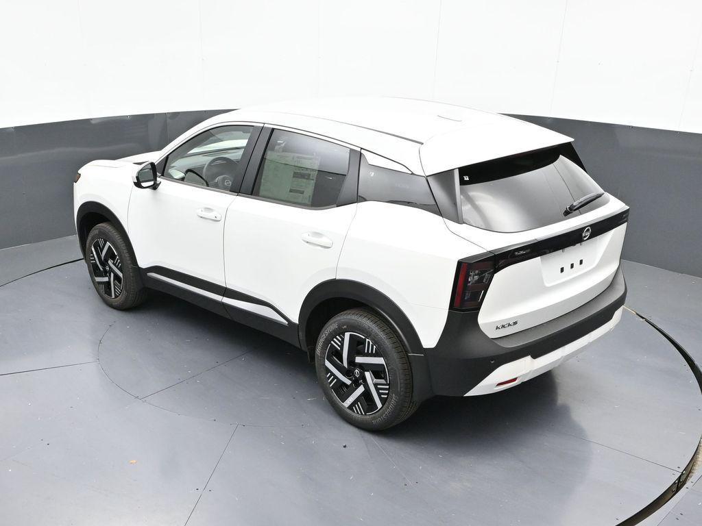 new 2025 Nissan Kicks car, priced at $23,269