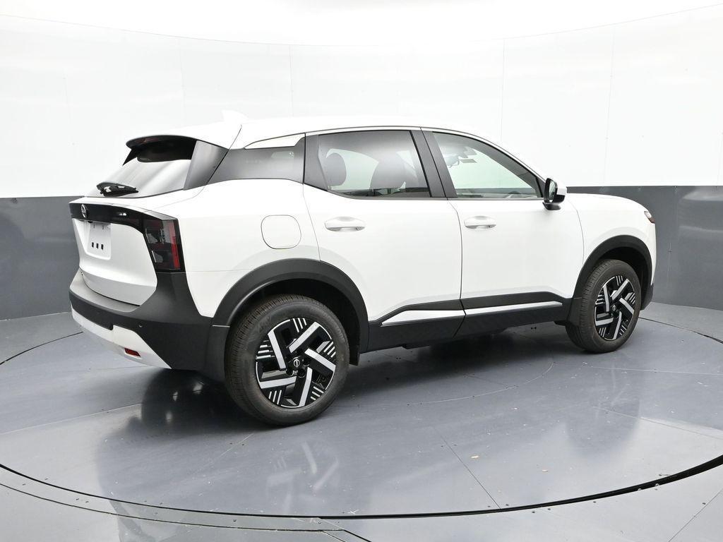 new 2025 Nissan Kicks car, priced at $23,269