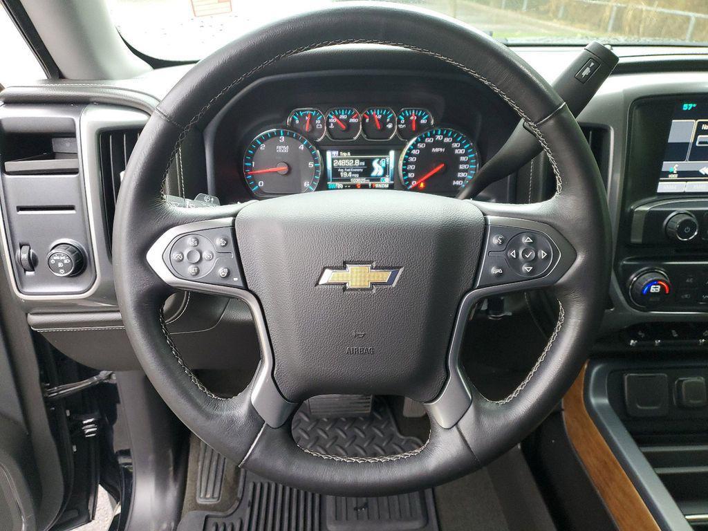 used 2015 Chevrolet Silverado 1500 car, priced at $22,471