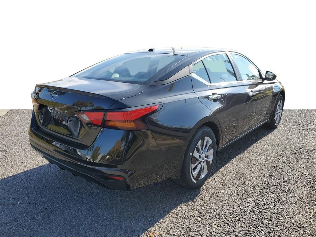 new 2025 Nissan Altima car, priced at $25,454