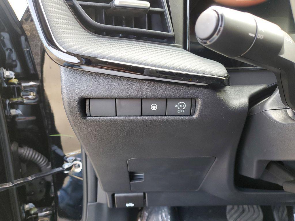 new 2025 Nissan Kicks car, priced at $25,203