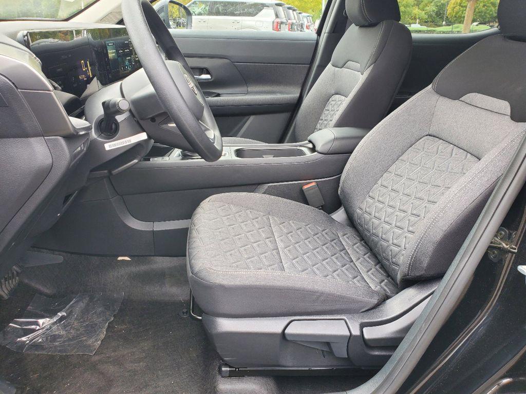 new 2025 Nissan Kicks car, priced at $22,341