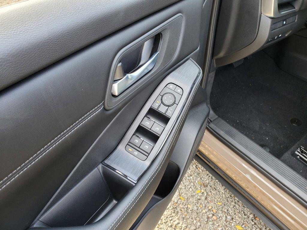 new 2025 Nissan Rogue car, priced at $31,498