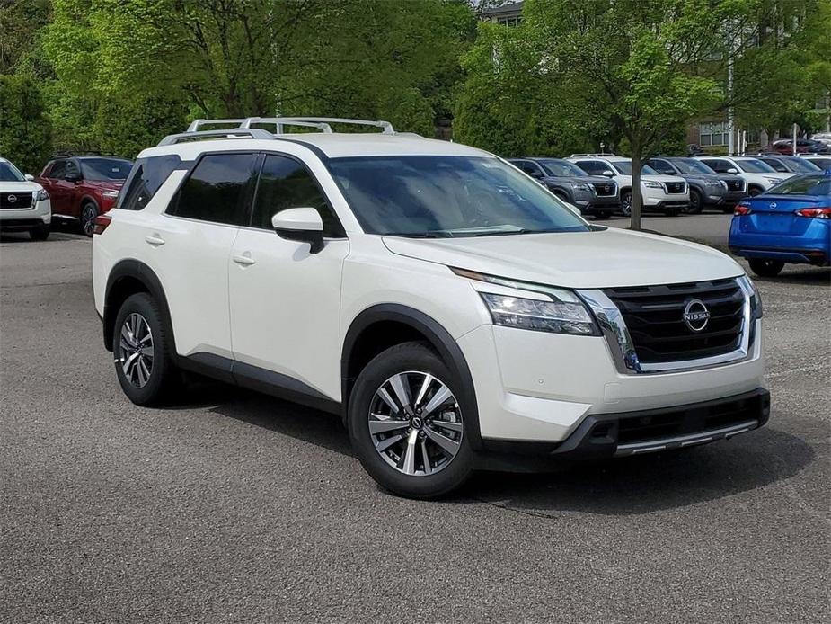 new 2024 Nissan Pathfinder car, priced at $38,593