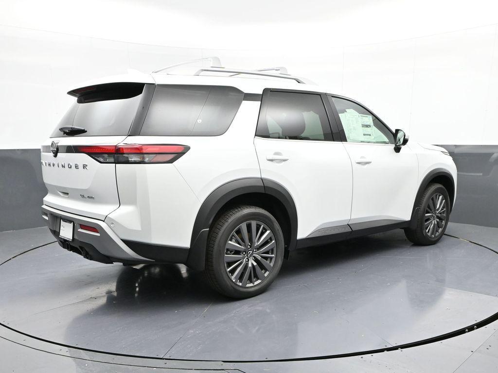 new 2025 Nissan Pathfinder car, priced at $40,417