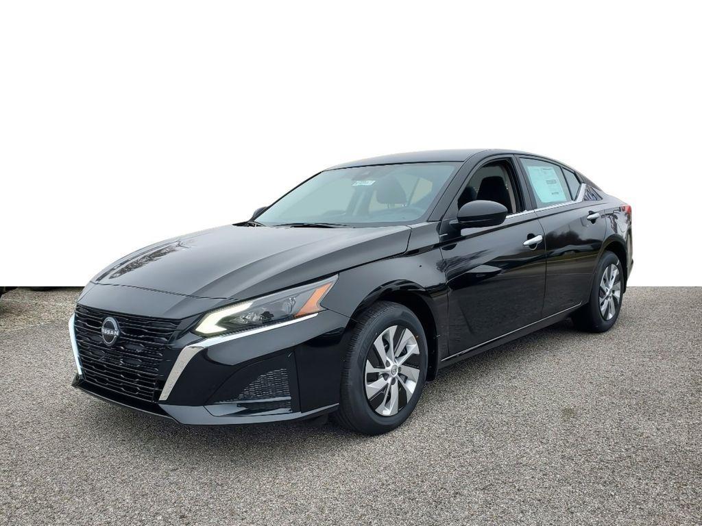 new 2025 Nissan Altima car, priced at $25,879