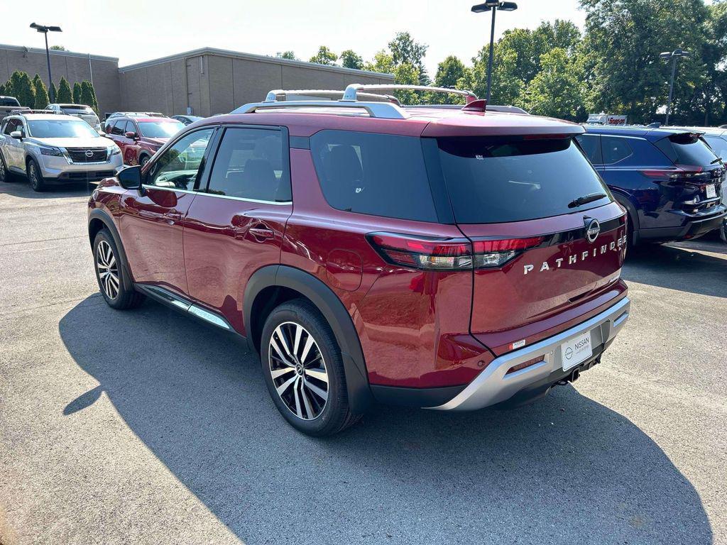 new 2025 Nissan Pathfinder car, priced at $41,577