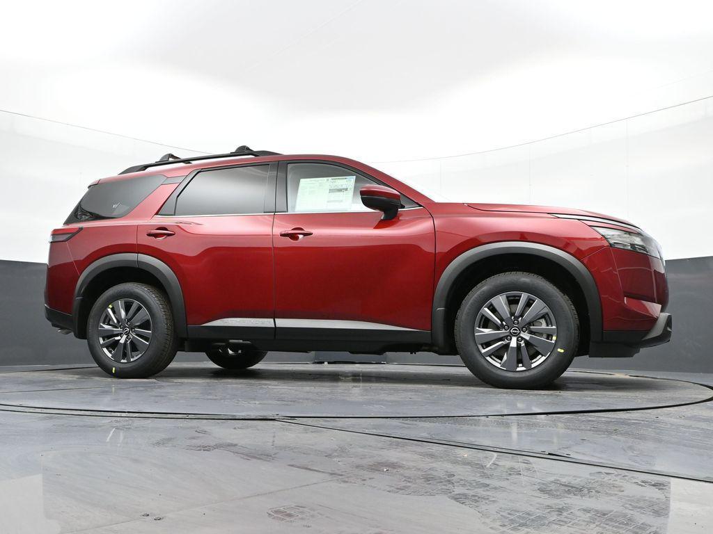 new 2025 Nissan Pathfinder car, priced at $37,715