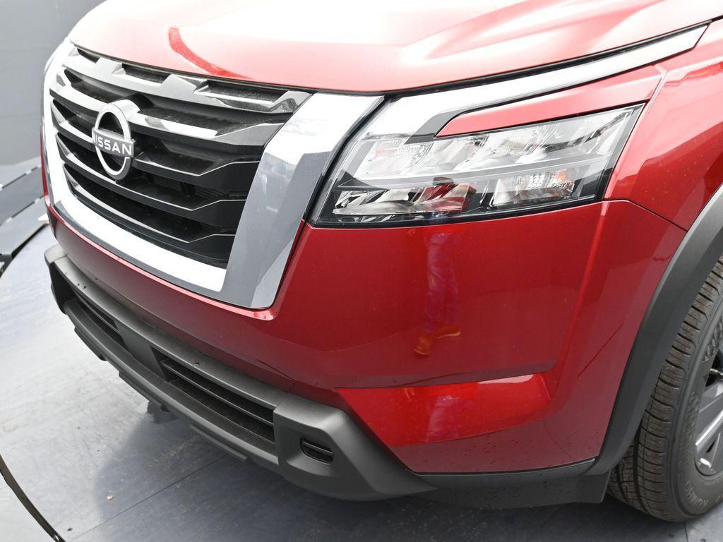 new 2025 Nissan Pathfinder car, priced at $37,715