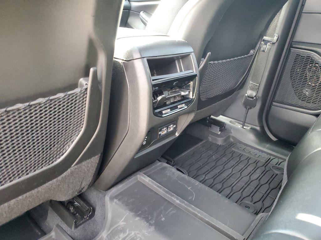 used 2023 Jeep Grand Cherokee car, priced at $31,996