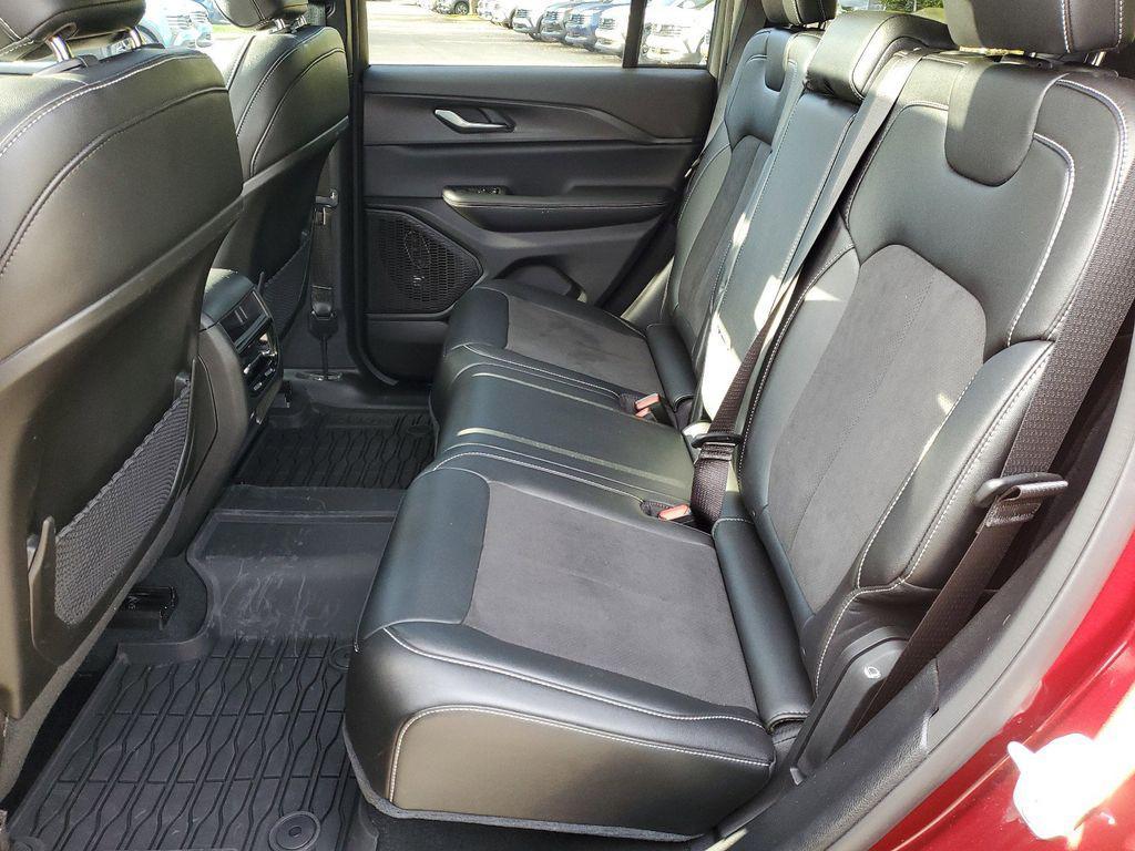 used 2023 Jeep Grand Cherokee car, priced at $31,996