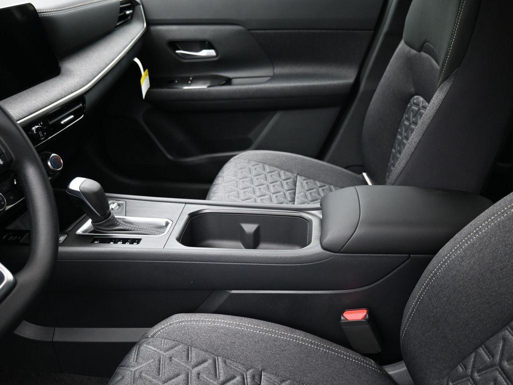new 2025 Nissan Kicks car, priced at $22,865
