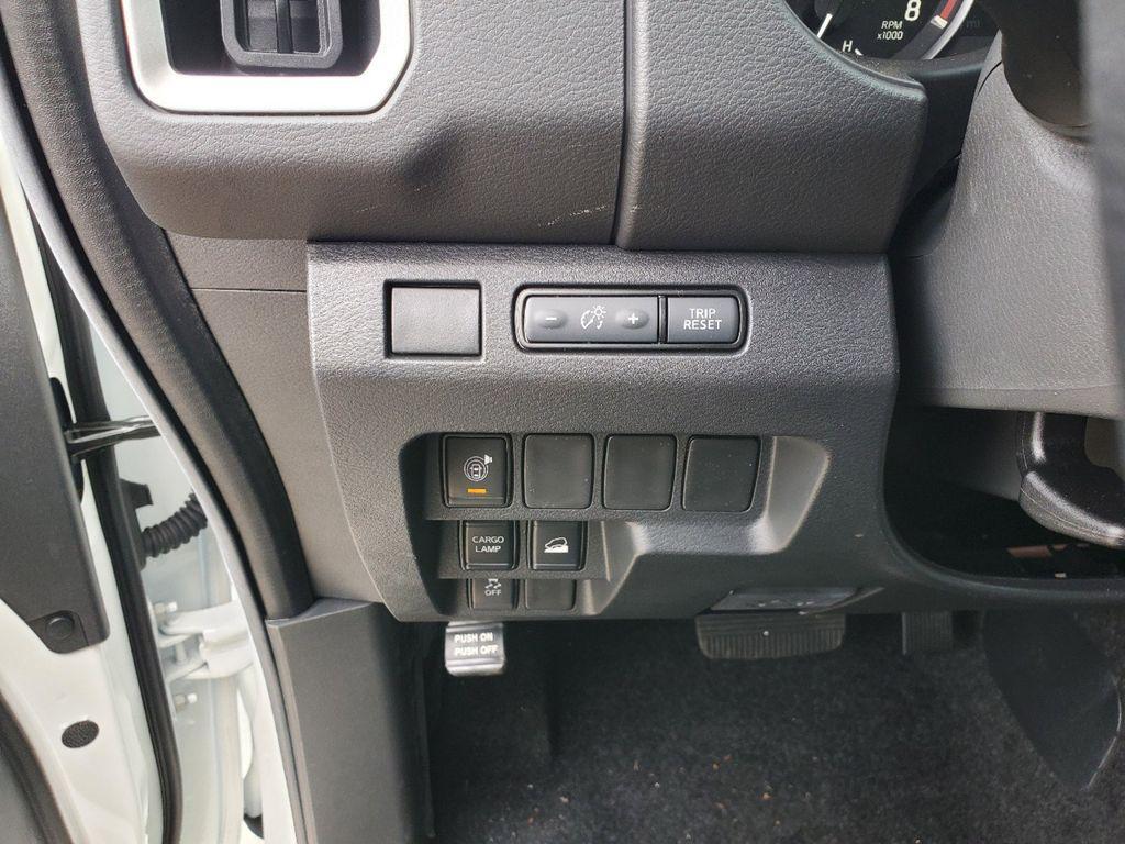 new 2025 Nissan Frontier car, priced at $35,142