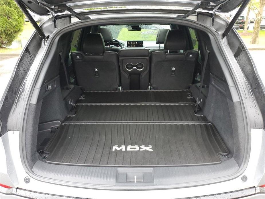 used 2022 Acura MDX car, priced at $55,495