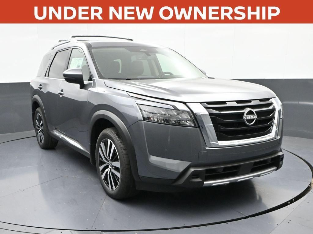 new 2025 Nissan Pathfinder car, priced at $44,230
