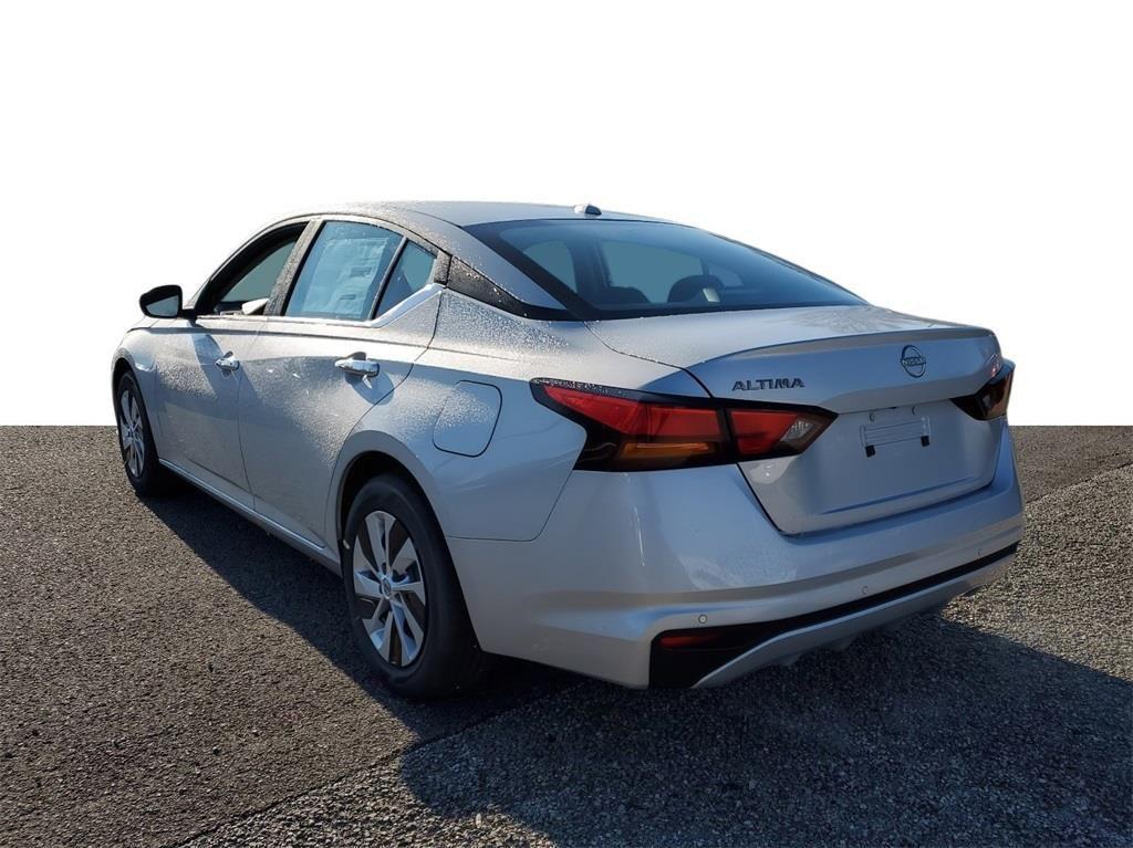 new 2025 Nissan Altima car, priced at $25,667