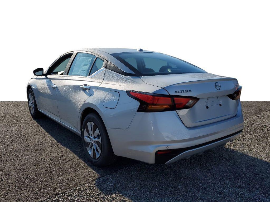 new 2025 Nissan Altima car, priced at $25,667