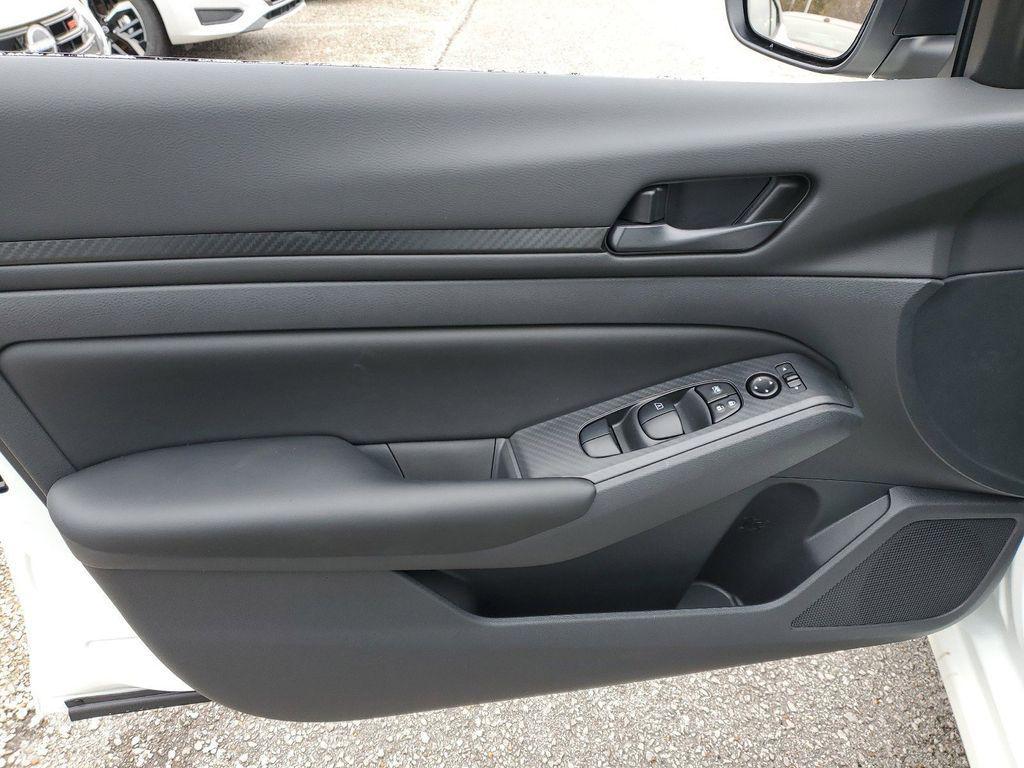 new 2025 Nissan Altima car, priced at $25,879