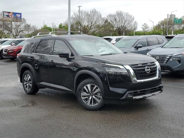 new 2024 Nissan Pathfinder car, priced at $38,495