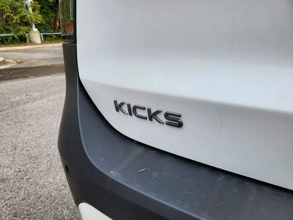 new 2025 Nissan Kicks car, priced at $29,540