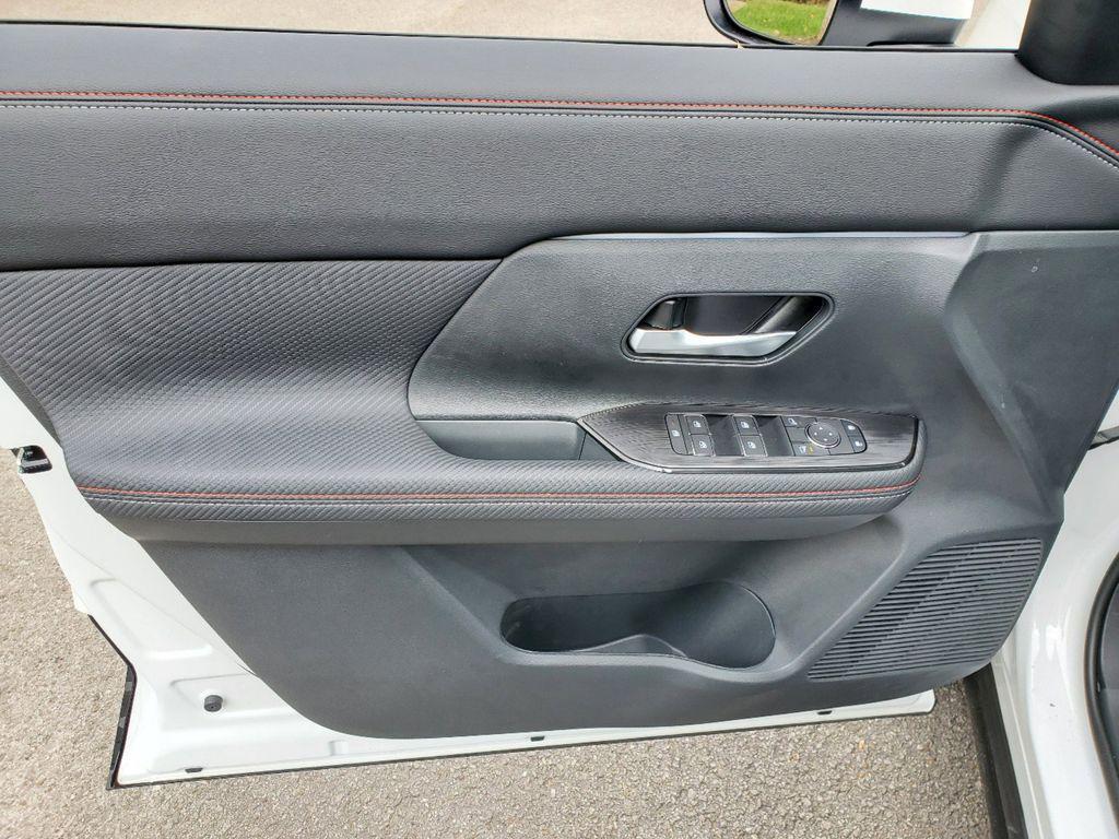 new 2025 Nissan Kicks car, priced at $29,540